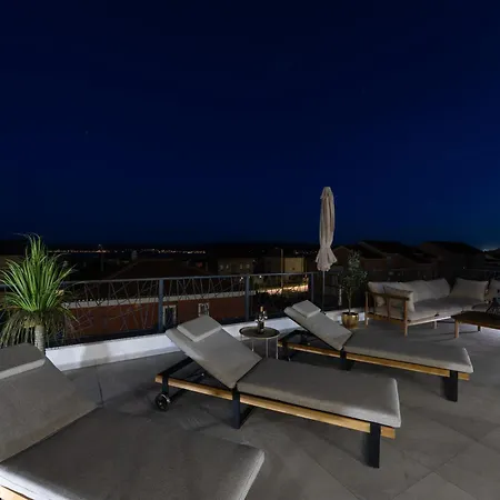 빌라 Aurea Kastela, Luxury With Rooftop Pool Kaštela