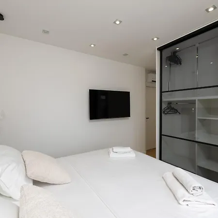 Aurea Kastela, Luxury With Rooftop Pool *