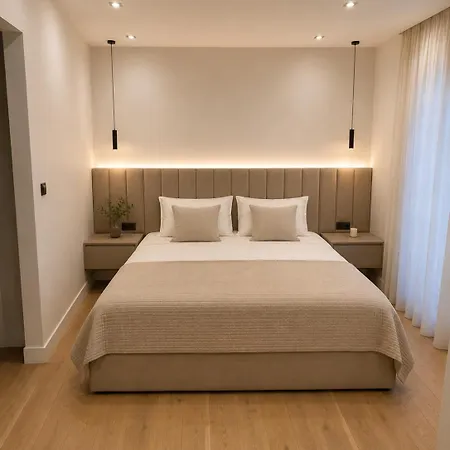 Villa Aurea Kastela, Luxury With Rooftop Pool Kaštela