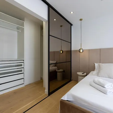 Aurea Kastela, Luxury With Rooftop Pool Villa